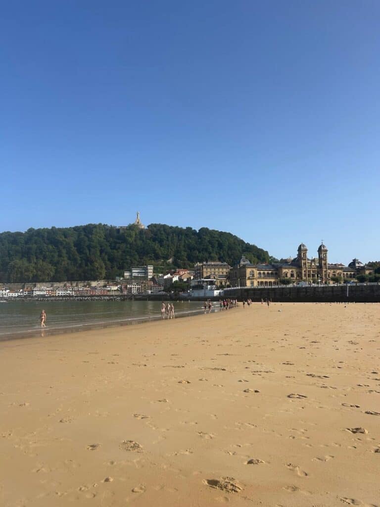 La Concha beach early in the morning