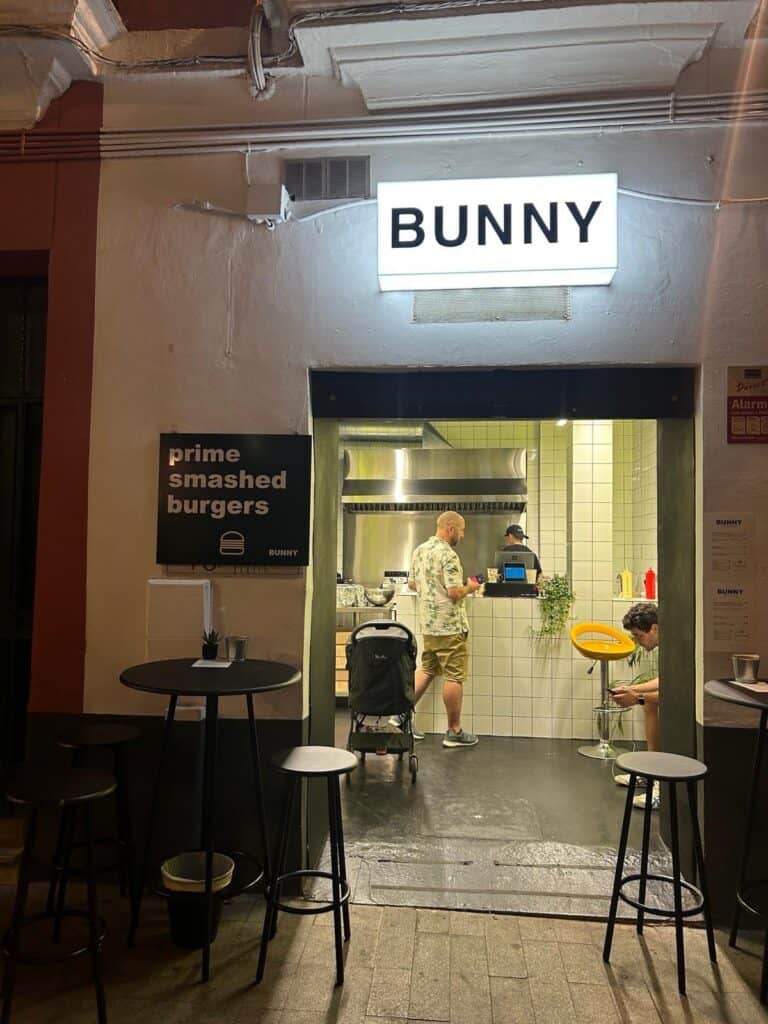 Bunny smashed burger restaurant in Seville